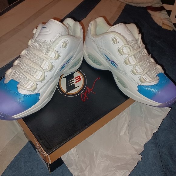 Reebok - Picture 3 of 7